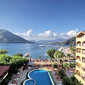 Otel Golmar, İçmeler